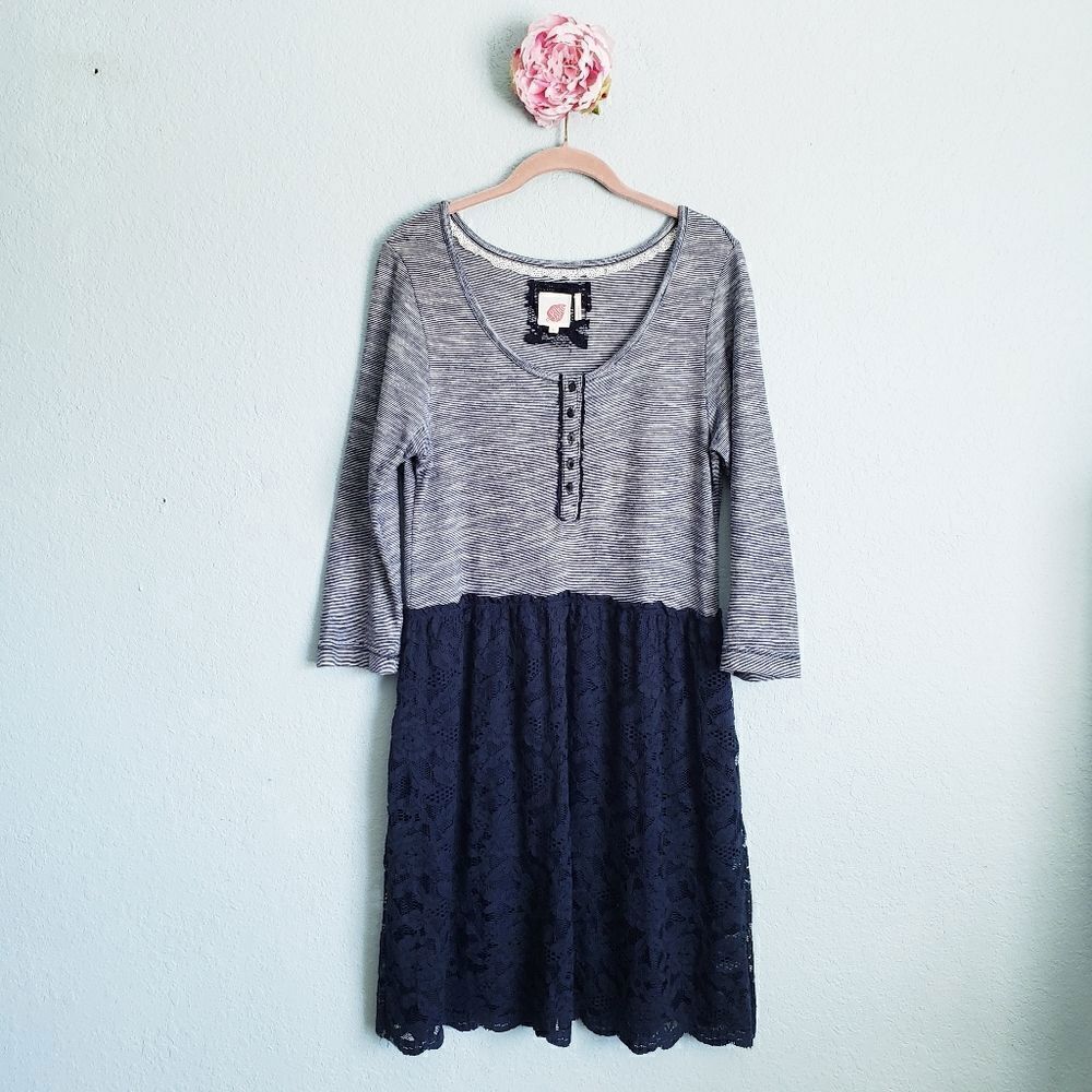 Anthropologie Lilka Marya Navy Heathered 3/4 Sleeve Henley Lace Dress